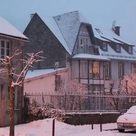 Villa Mirabeau - Meuble Gentiane ル・モンドール